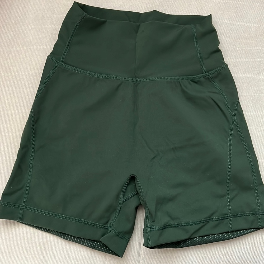 Buffbunny Spin Shorts